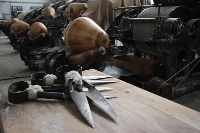 tools, equipment, machinery. What Dallas-Fort Worth packaging means for paper imprint machinery